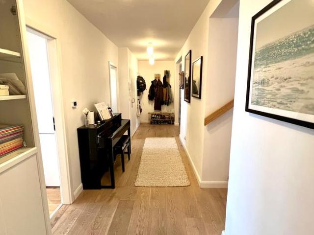 135 m² Maisonette Wohnung | 6 Zimmer | Balkon | Garten | Garage
