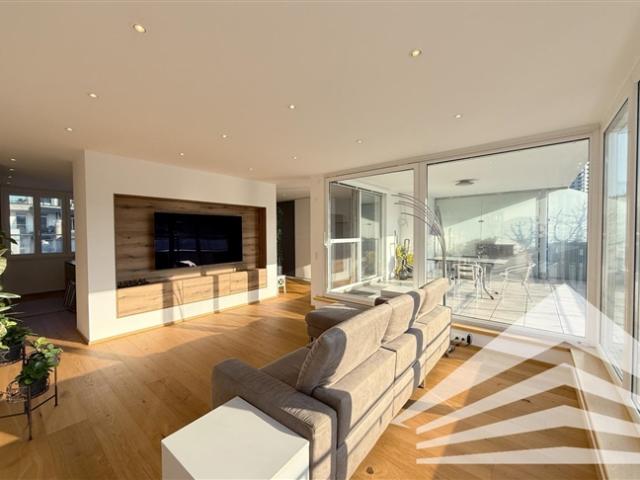 135 m² Penthouse mit 49 m² Terrasse und Top Ausstattung in der Innenstadt