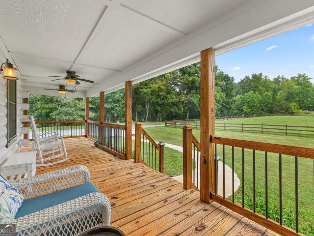 135 Mountain Ridge Drive