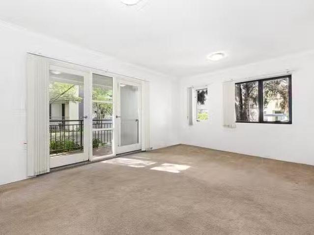 1/35 Mckell Street, Birchgrove, NSW 2041