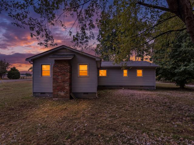 135 Mullins Chapel Rd