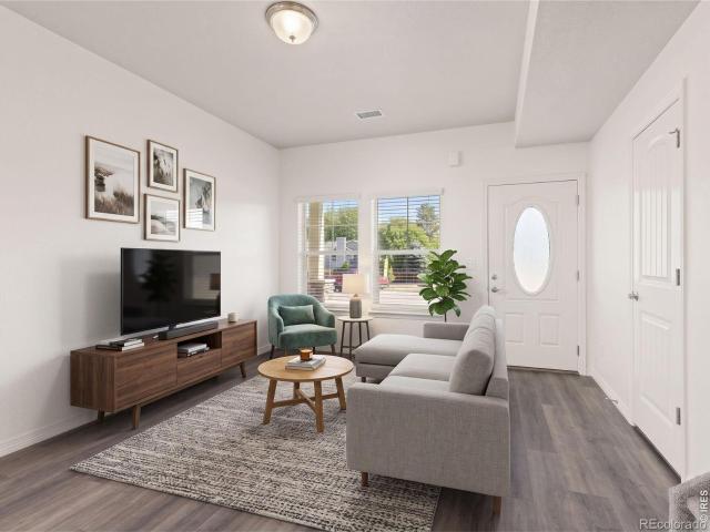 135 S 8th Street