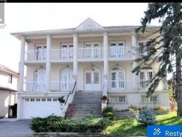 135 Spruce Avenue, Richmond Hill, ON, L4C 6V9 house for sale | Listing ID N13480 | Royal LePage