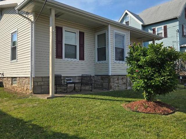 135 Summit Avenue