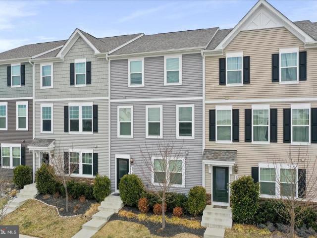 135 Presidents Pointe Avenue