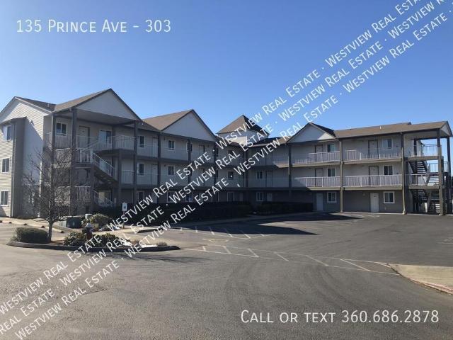 135 Prince Ave, 2 beds, 1 full and 1 half bath