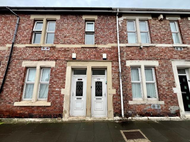 135 Prince Consort Road, Gateshead, Tyne And Wear NE8, 3 bed flat to rent, £650 pcm | PrimeLocation