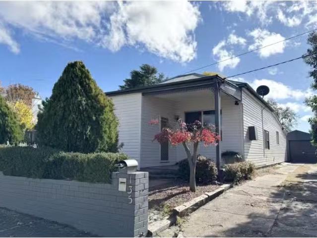 135 Prince Street, Orange House for rent Listed by Jane Cook.