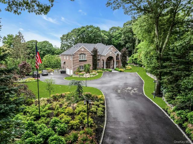 135 Round Swamp Road