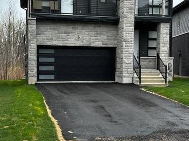 135 Rosie Street, The Blue Mountains, ON, N0H 1J0 house for lease | Listing ID 40828 | Royal LePage