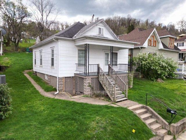 135 W Woodland Ave, Clarksburg, WV 26301