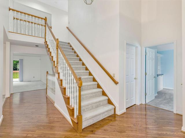 135 Wayside Circle