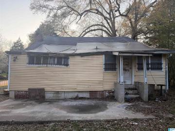 Almont, Montevallo city Montevallo CCD Shelby County Alabama, Montevallo city, Shelby County, Alabama, Alabama, USA