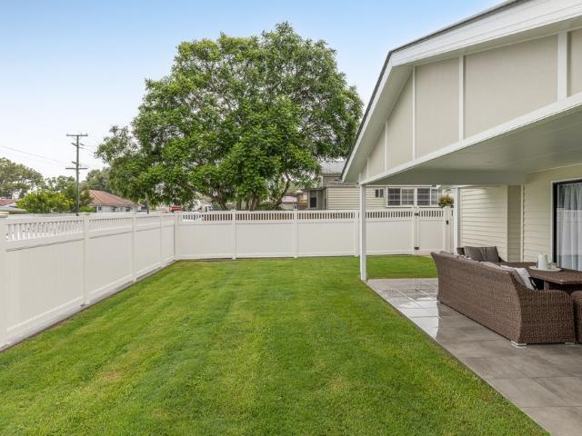 135a/Holberton Street, Newtown