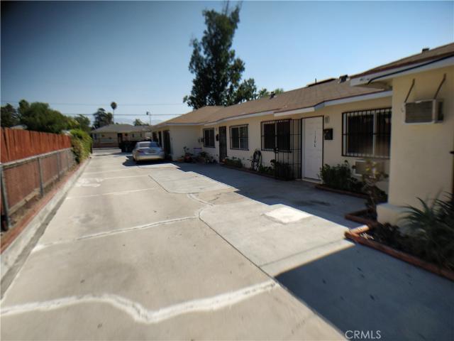 1364 Bell Street