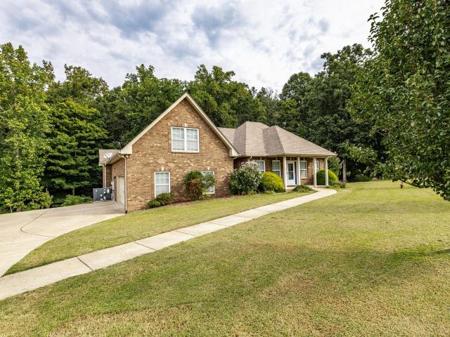 1364 Eastland Dr