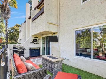 1364 Tanager Ln