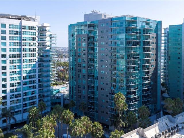 13650 Marina Pointe Drive 609