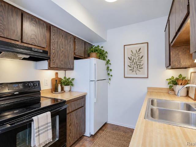 1365 Laurel Valley Drive