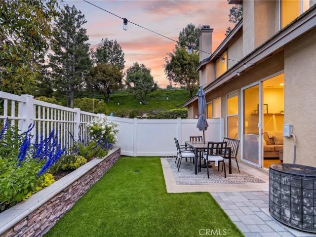 1366 S Country Glen Way