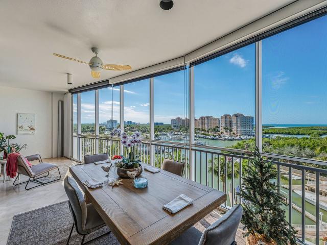 13675 Vanderbilt Drive, 707, Naples, US, FL
