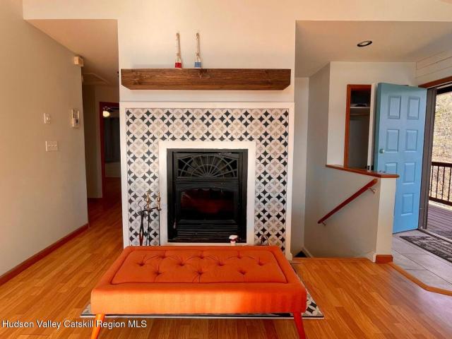 1367 Sleepy Hollow Rd, Athens, NY 12015 | MLS #20260