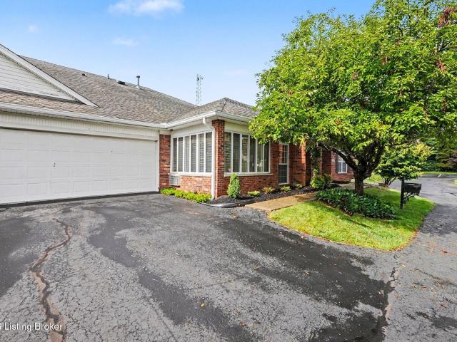 13600 Bronte Dr