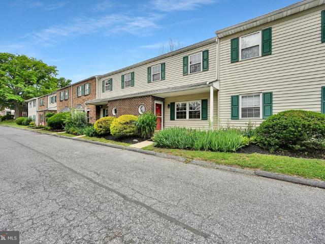 1360 Blue Jay Drive
