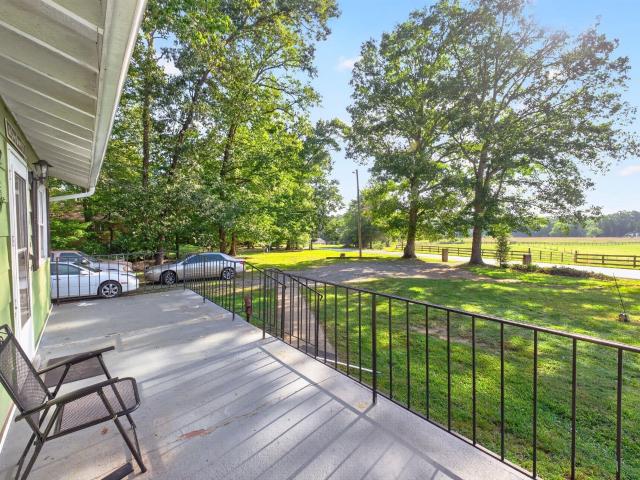 1360 running deer dr