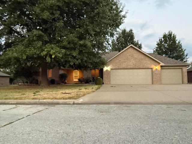 1360 S Meadow Lane