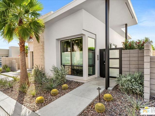 1361 Woodward Way