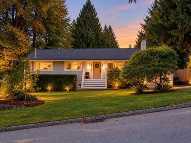 1361 15Th Street E, North Vancouver, BC, V7J 1K9 house for sale | Listing ID R3177 | Royal LePage