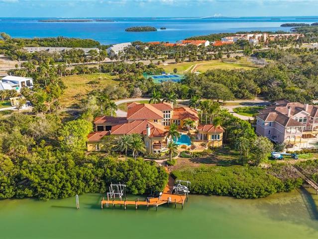 1363 Oceanview Dr, Tierra Verde, FL 33715 | MLS #TB8462