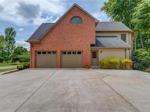 1363 Riverview Run Lane