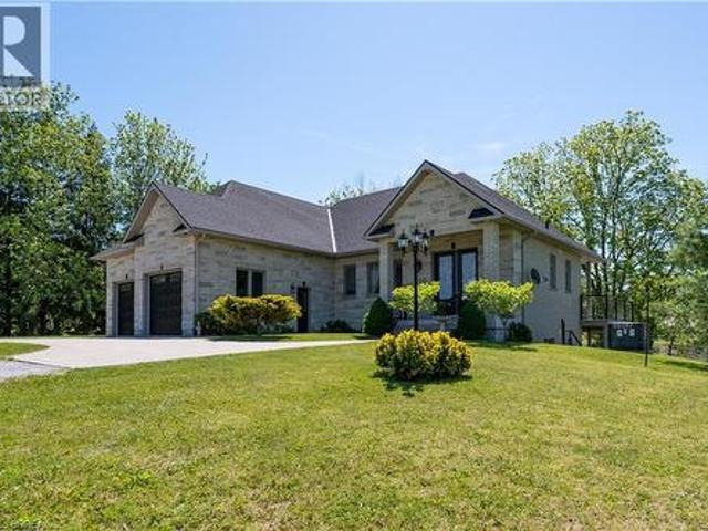 136 160 Mechanic Street W, Waterford, ON, N0E 1Y0 house for sale | Listing ID 40836 | Royal LePage