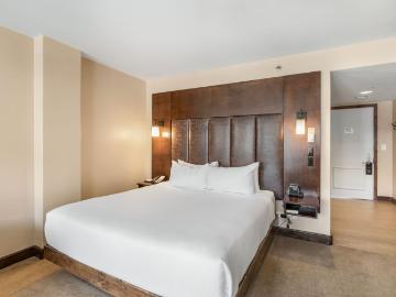 136 Country Club Drive Unit# 303, Mountain Village, US, CO
