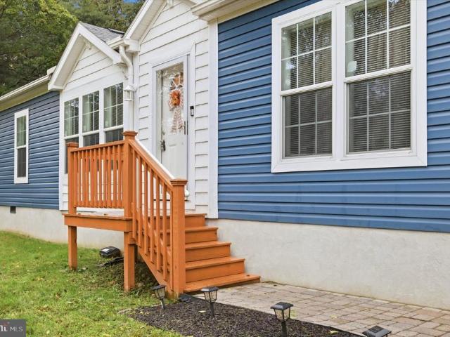 136 Charlotte Lane