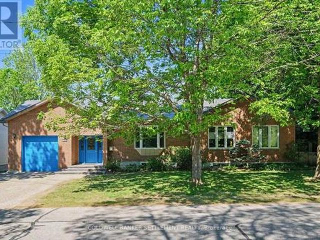 136 Charlotte Street E, Merrickville Wolford, ON, K0G 1N0 house for sale | Listing ID X13073 | Royal LePage