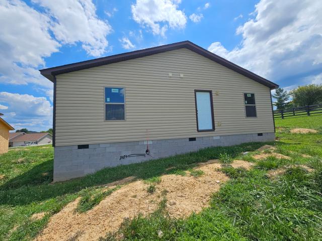 136 Cloyd Lane