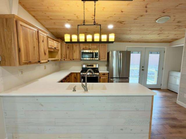 136 Anchorage Drive
