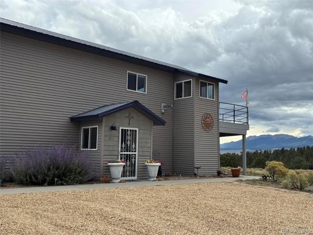 136 Arapahoe Circle