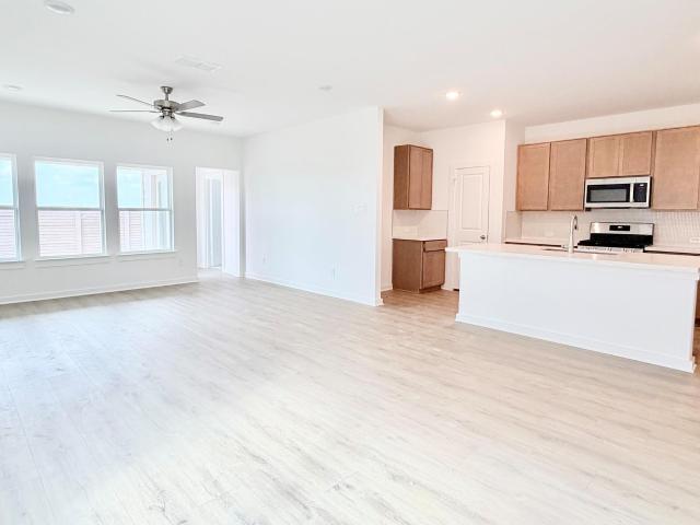 136 Bouldin Acres Pass