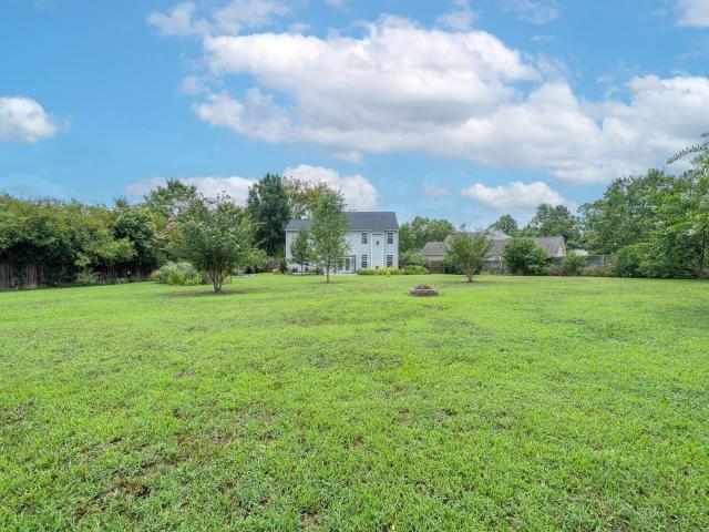 136 Bellemere Place