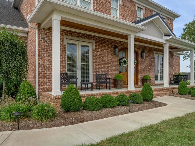 136 Doe Valley