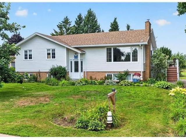 136 Du Couvent Rd, Bouctouche, NB, E4S 3C1 house for sale | Listing ID NB146683 | Royal LePage