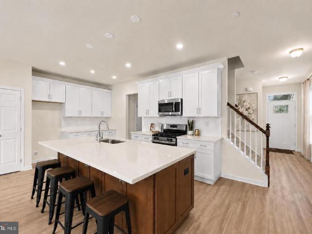 136 Foragers Lane