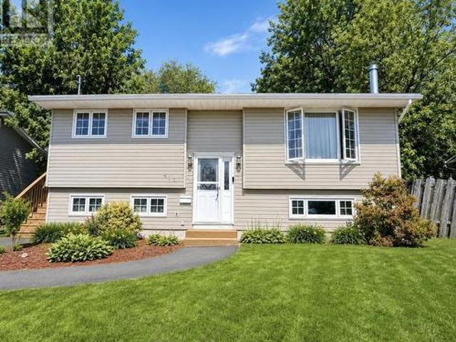 136 Flying Cloud Drive, Forest Hills, NS, B2W 4V7 house for sale | Listing ID 202617 | Royal LePage