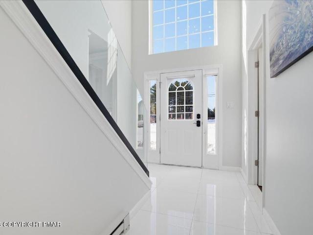 136 Kimberly Dr, Blakeslee, PA