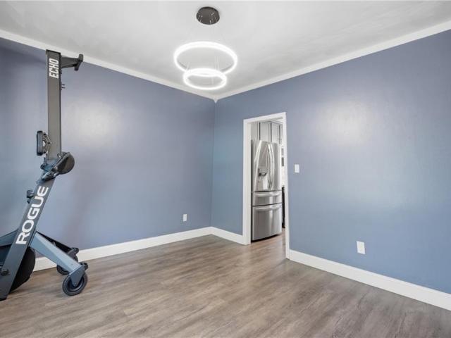 136 Kings Gate DR