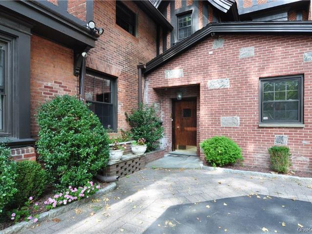 136 Harriman Rd, Unit 2, Irvington, NY 10533 | MLS #963584